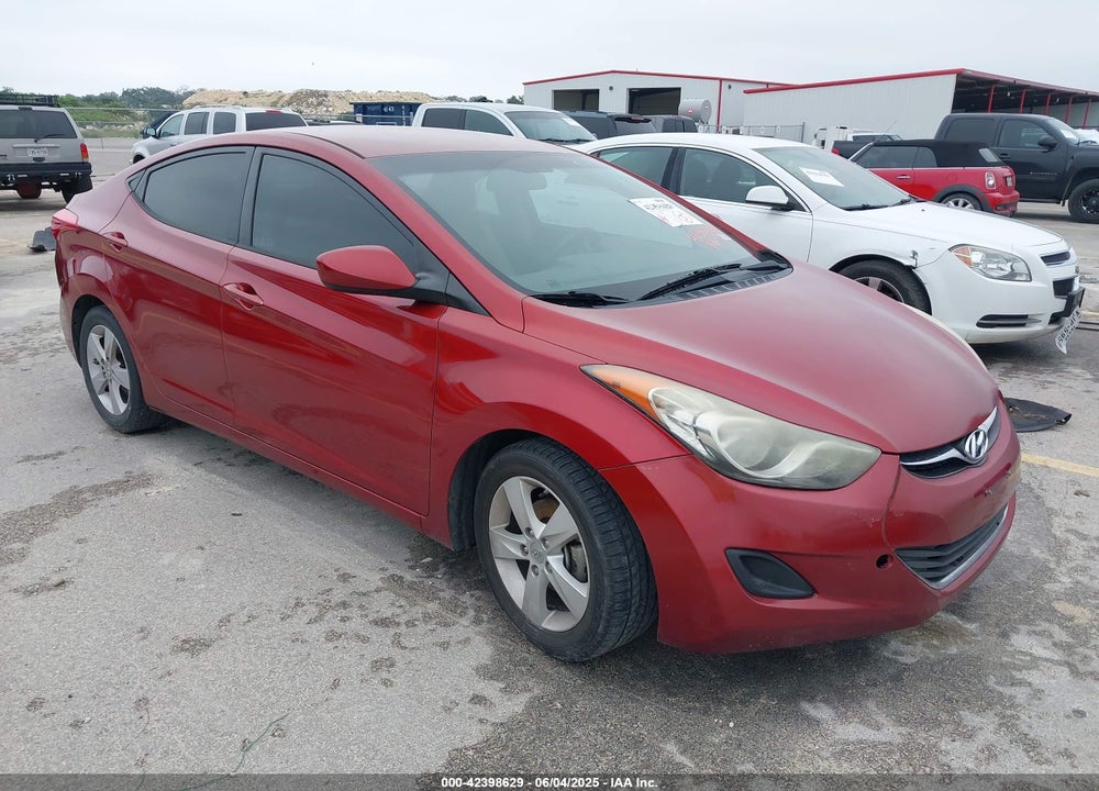 2013 HYUNDAI ELANTRA GLS VIN: 5NPDH4AE7DH261937