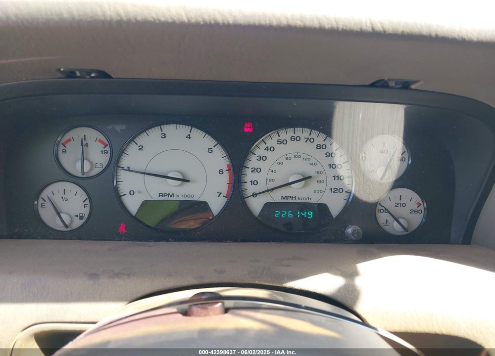 2002 JEEP GRAND CHEROKEE LIMITED VIN: 1J4GW58NX2C133709