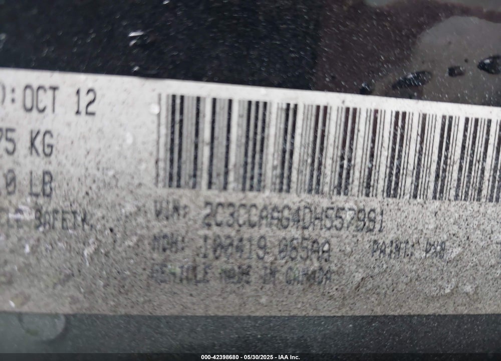 2013 CHRYSLER 300 VIN: 2C3CCAAG4DH557991