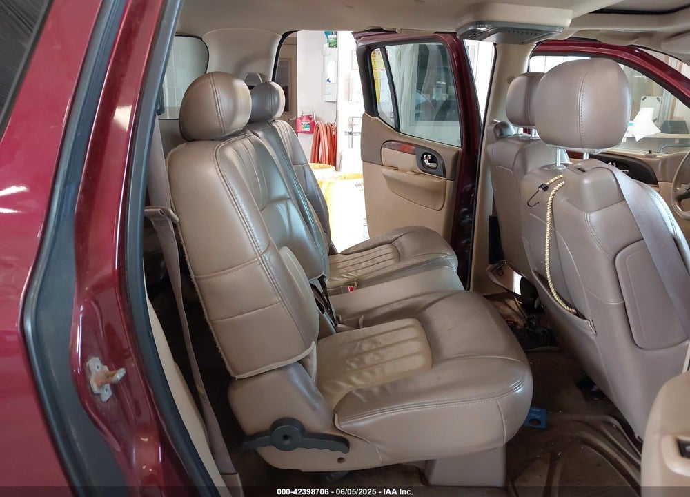 2004 GMC ENVOY XL SLT VIN: 1GKET16SX46215873