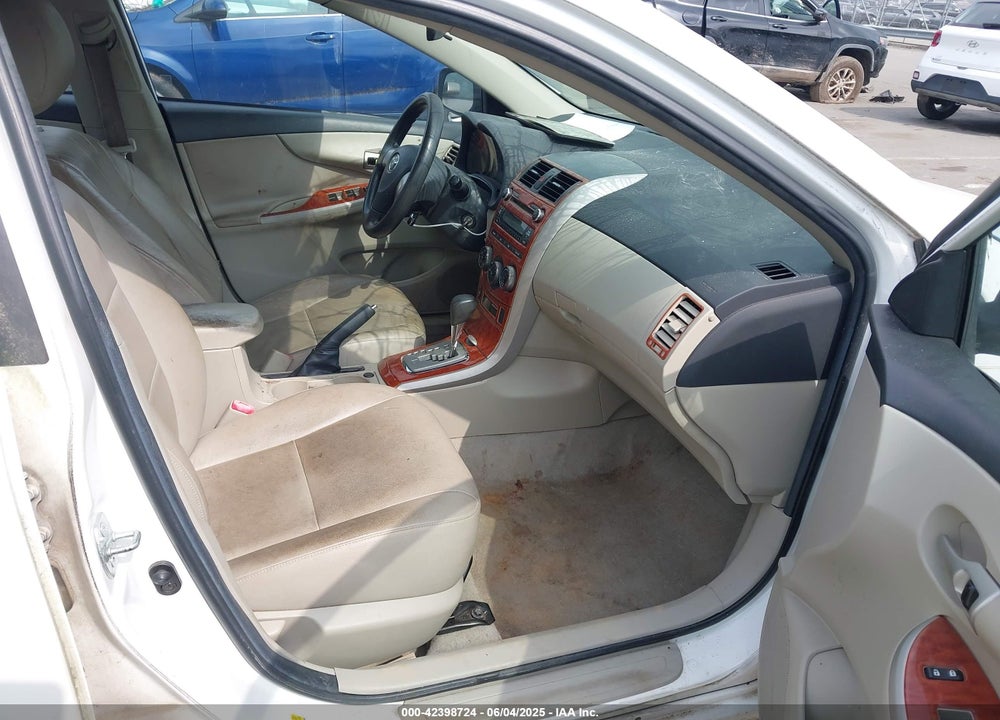 2011 TOYOTA COROLLA LE VIN: 2T1BU4EE5BC552708