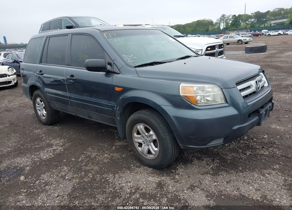 2006 HONDA PILOT LX VIN: 2HKYF18156H547863