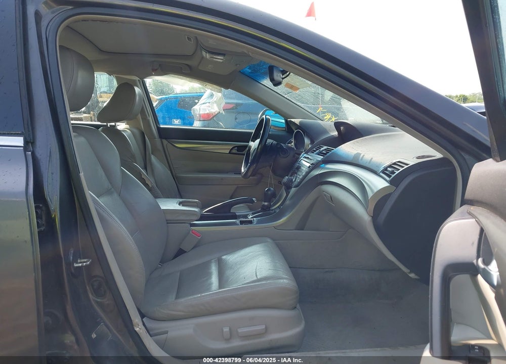 2010 ACURA TL VIN: 19UUA8F57AA011946