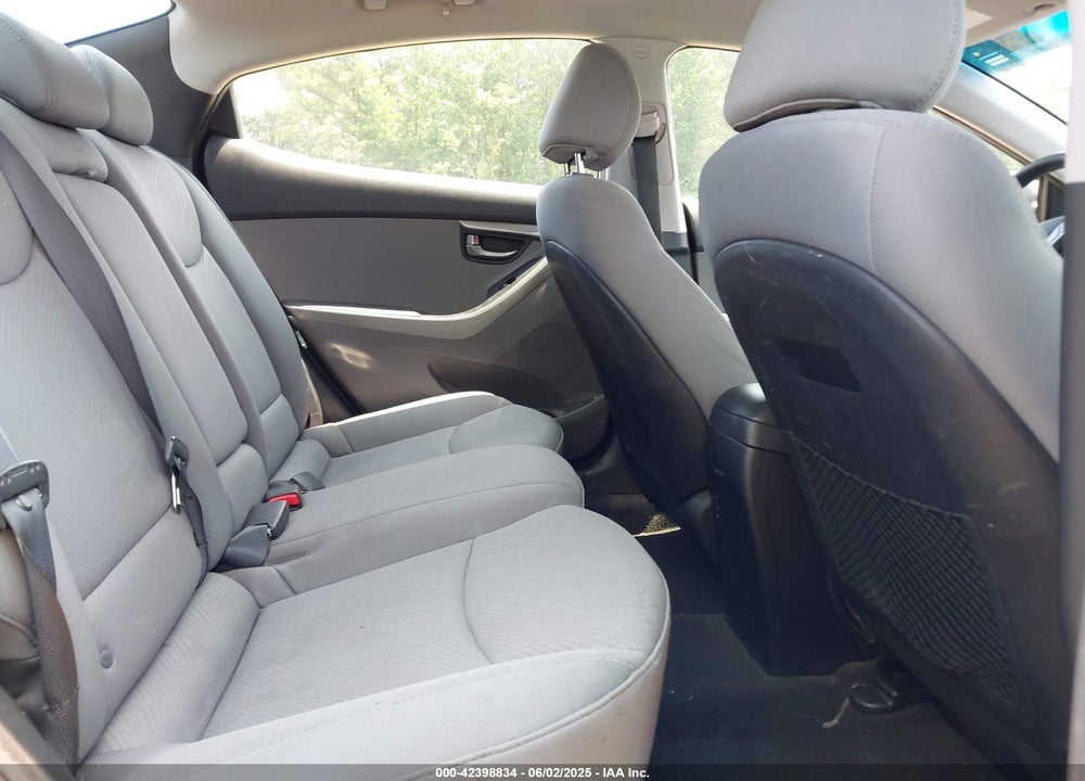 2013 HYUNDAI ELANTRA GLS VIN: 5NPDH4AE6DH393698