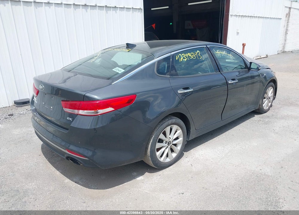 2016 KIA OPTIMA EX VIN: 5XXGU4L34GG010877