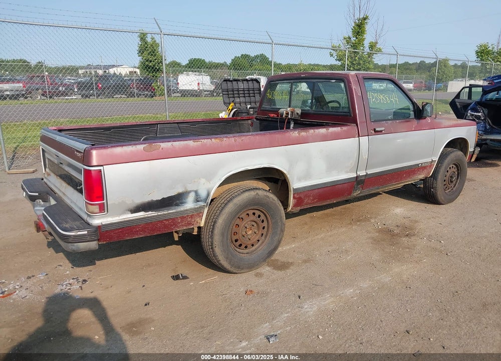 1991 CHEVROLET S TRUCK S10 VIN: 1GCCT14Z8M2124708