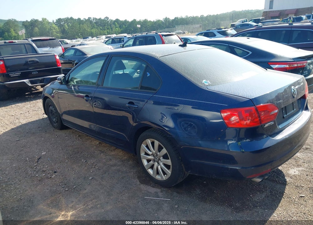 2014 VOLKSWAGEN JETTA VIN: 3VWD17AJ9EM403099