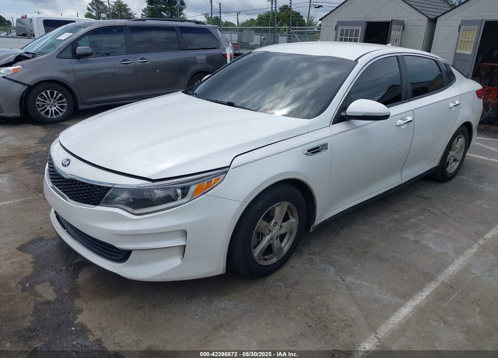 2016 KIA OPTIMA VIN: KNAGT4L32G5103692