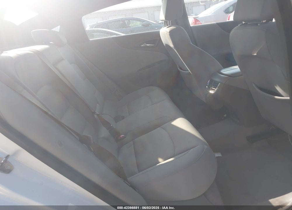 2022 CHEVROLET MALIBU VIN: 1G1ZD5ST0NF112665