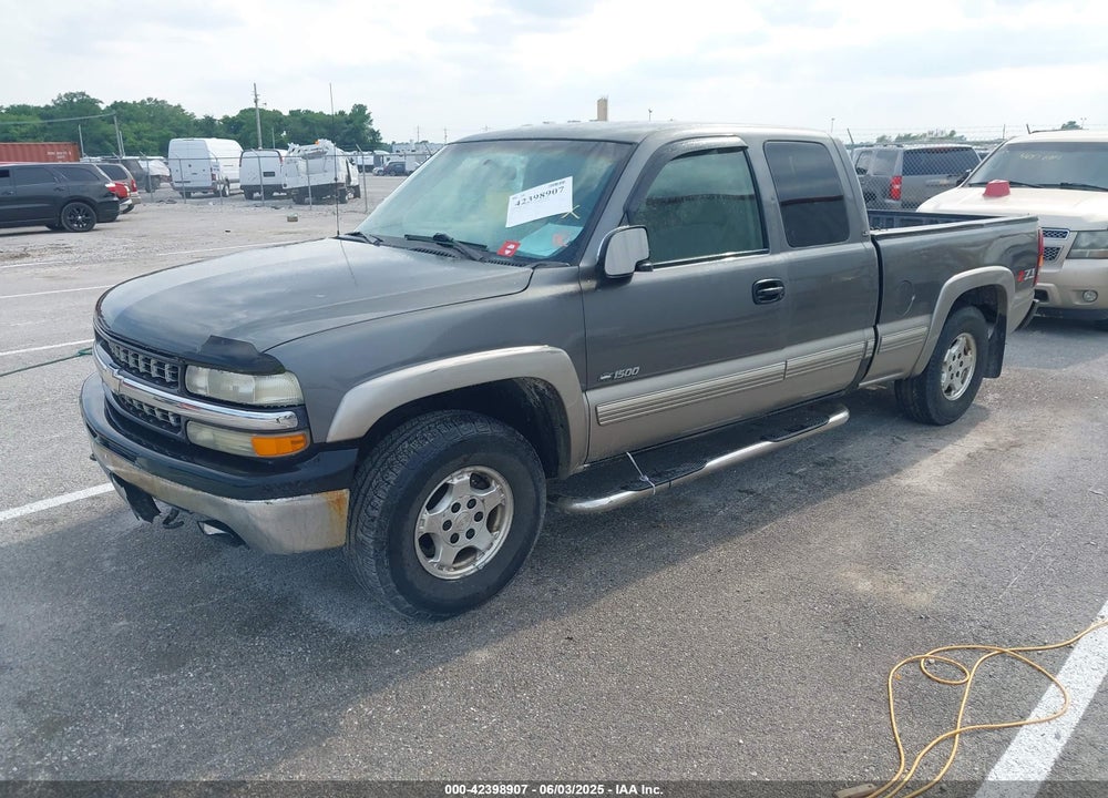 2000 CHEVROLET SILVERADO 1500 LS VIN: 1GCEK19T8YE334259