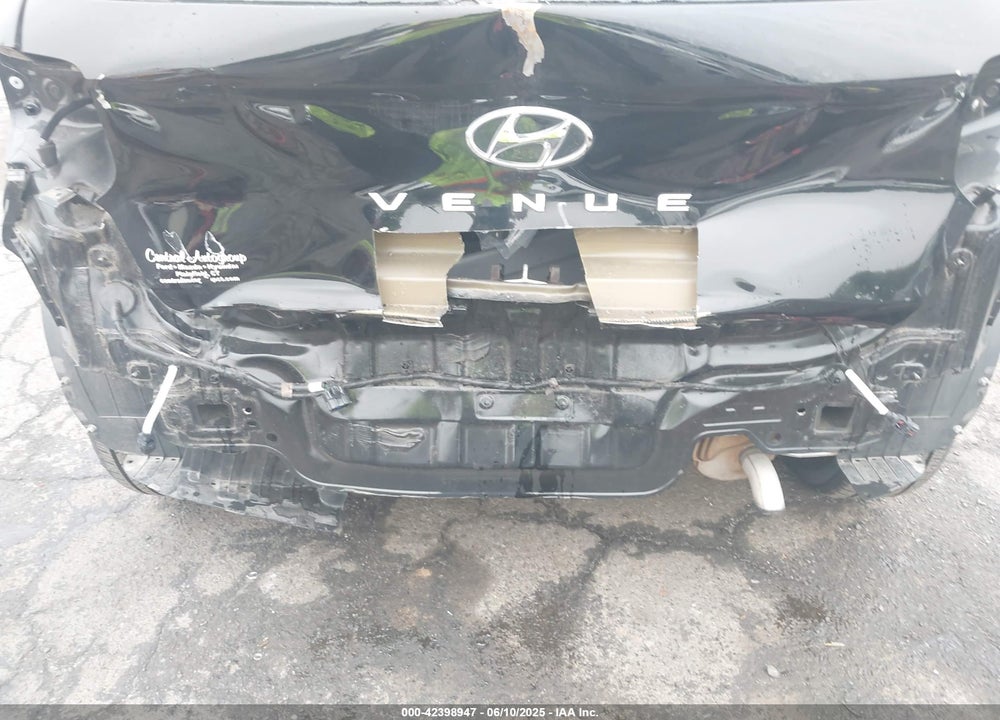 2022 HYUNDAI VENUE SEL VIN: KMHRC8A36NU138157