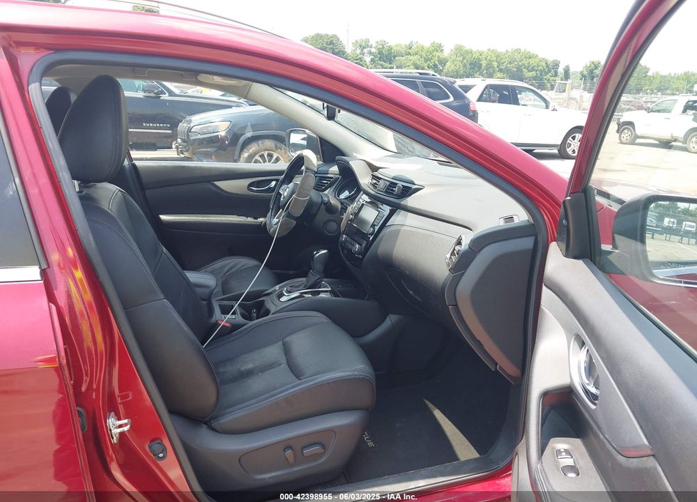 2020 NISSAN ROGUE SPORT VIN: JN1BJ1CW2LW390227