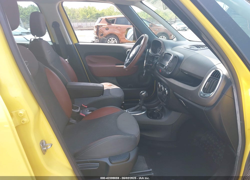 2014 FIAT 500L TREKKING VIN: ZFBCFADH3EZ018967