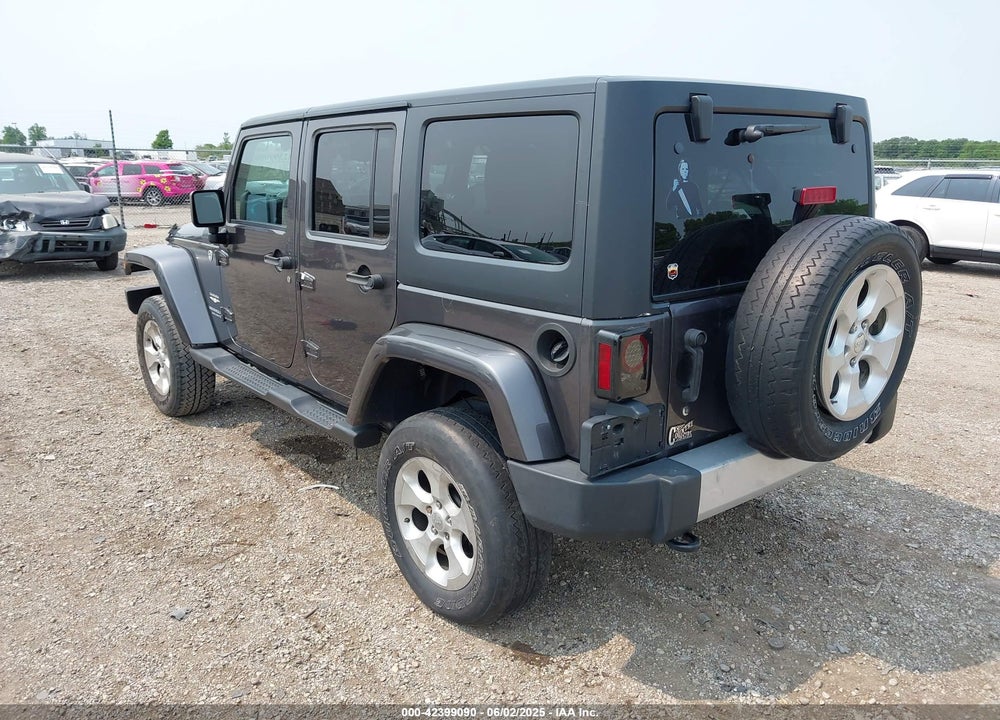 2014 JEEP WRANGLER UNLIMITED SAHARA VIN: 1C4BJWEG8EL285843