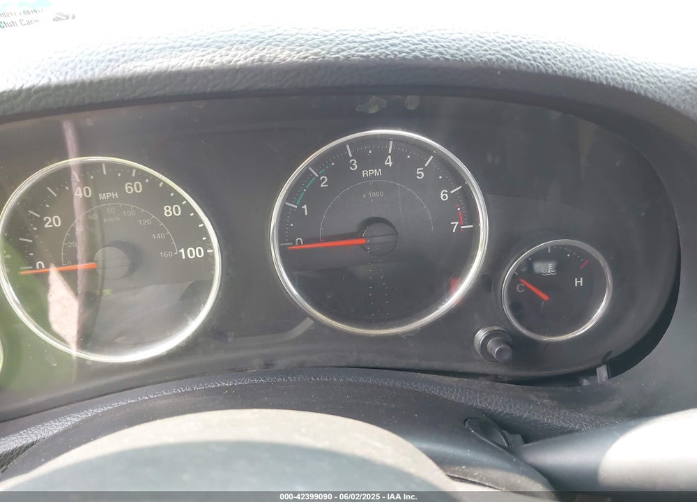 2014 JEEP WRANGLER UNLIMITED SAHARA VIN: 1C4BJWEG8EL285843