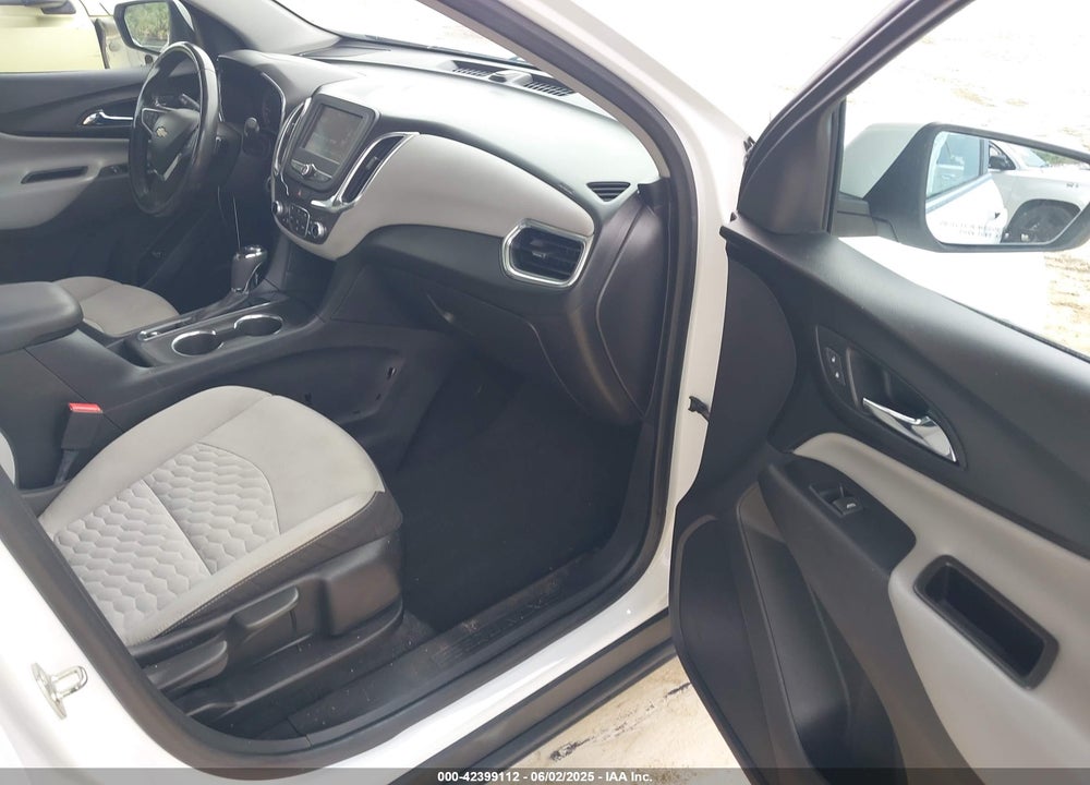 2018 CHEVROLET EQUINOX VIN: 3GNAXJEV5JL300476