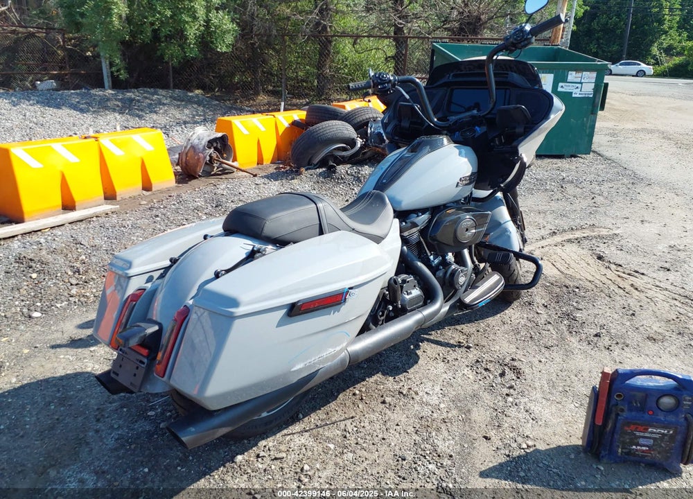 2024 HARLEY-DAVIDSON FLTRX VIN: 1HD1KH715RB634206