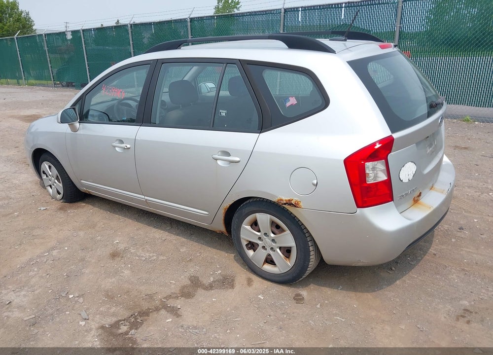 2009 KIA RONDO VIN: KNAFG526697252826