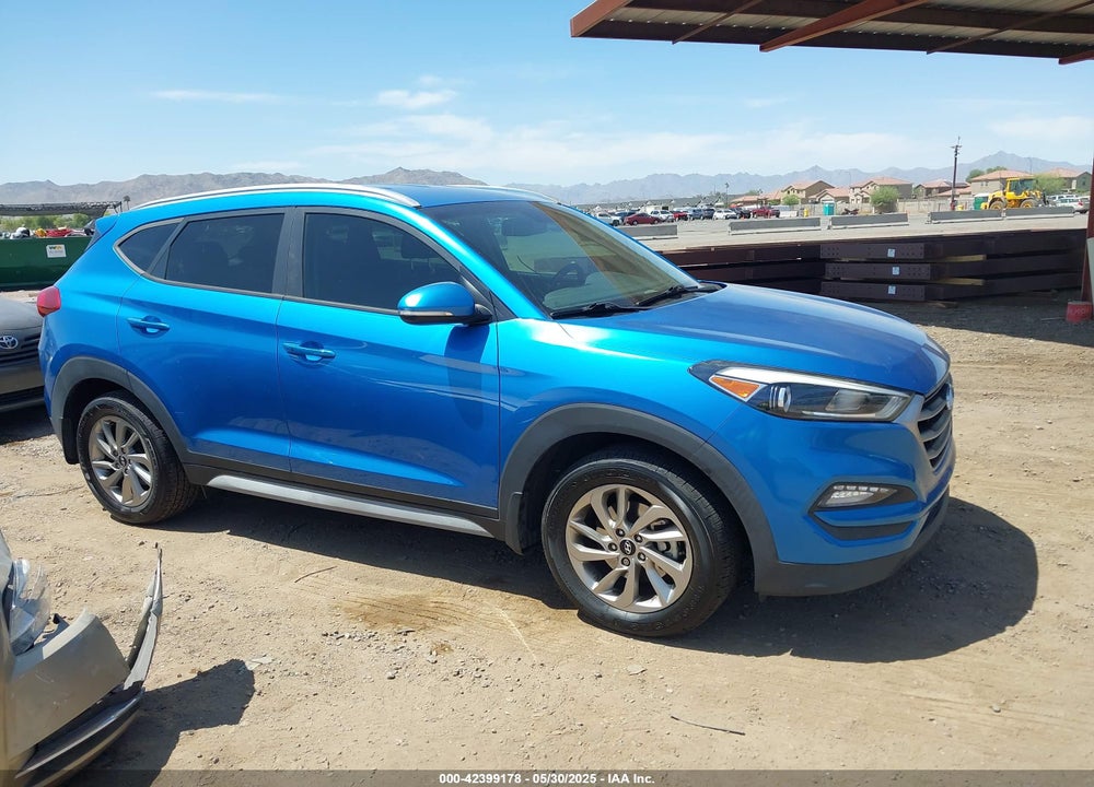 2017 HYUNDAI TUCSON SE PLUS VIN: KM8J33A41HU525714