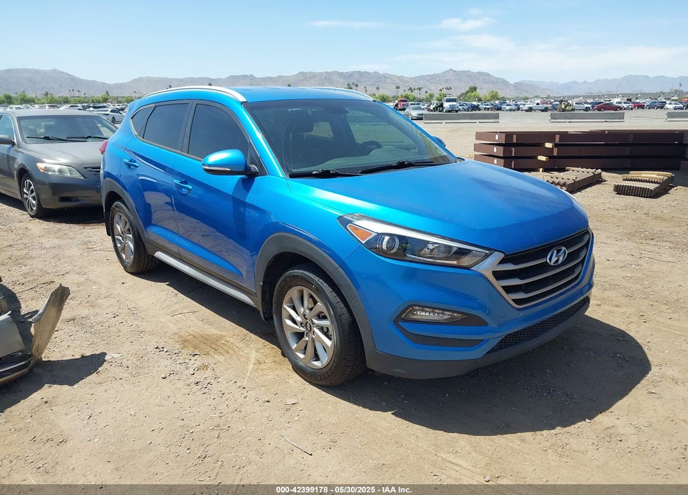 2017 HYUNDAI TUCSON SE PLUS VIN: KM8J33A41HU525714