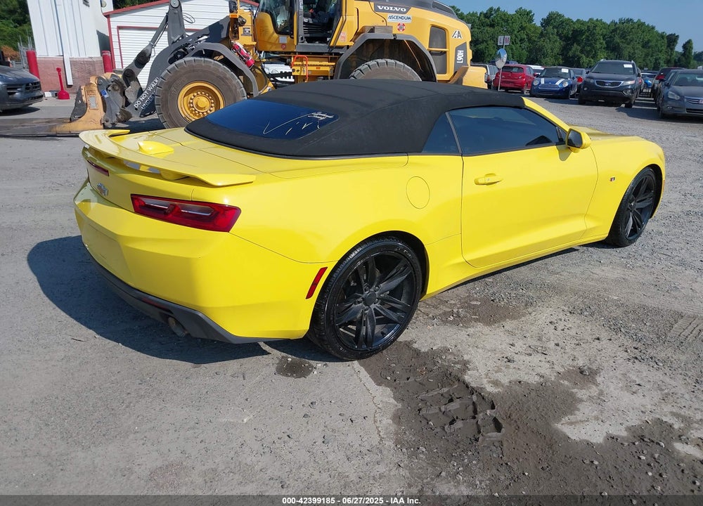2018 CHEVROLET CAMARO VIN: 1G1FB3DS9J0132900