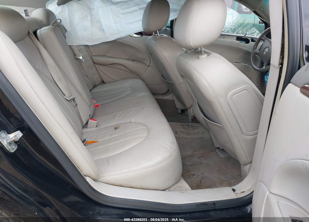 2011 BUICK LUCERNE CXL VIN: 1G4HC5EM5BU137588
