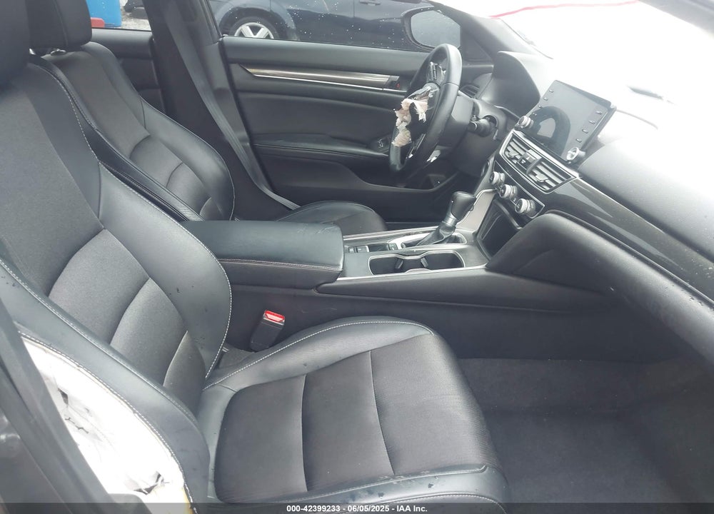 2018 HONDA ACCORD VIN: 1HGCV1F39JA163099