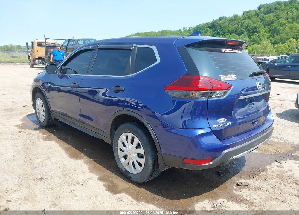 2018 NISSAN ROGUE VIN: 5N1AT2MV0JC717118