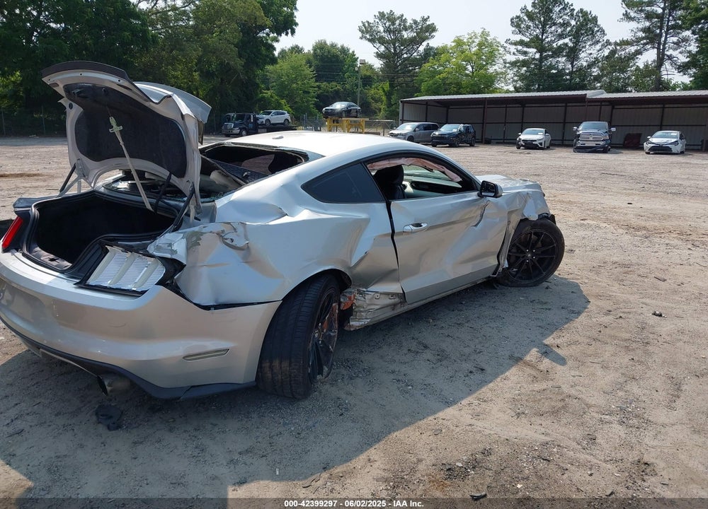 2016 FORD MUSTANG VIN: 1FA6P8CFXG5201055