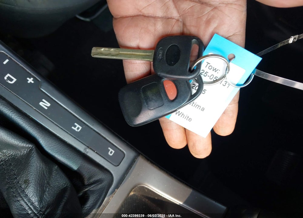 2015 KIA OPTIMA LX VIN: KNAGM4A72F5627037