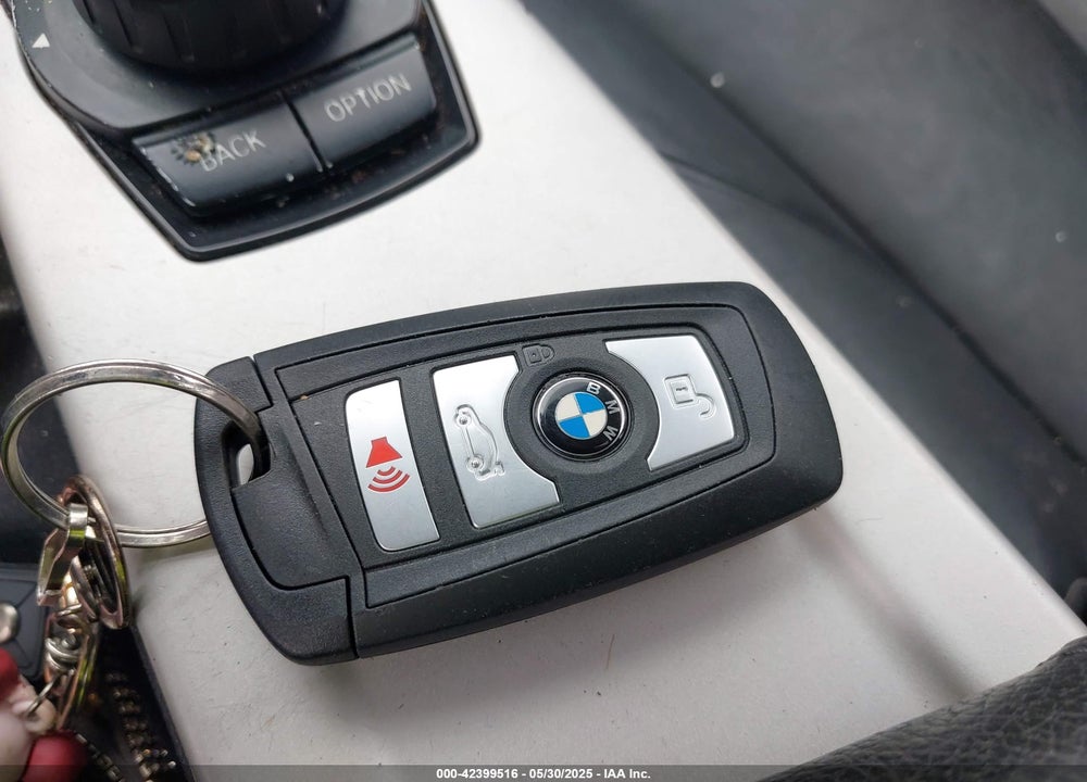 2016 BMW 320I XDRIVE VIN: WBA8A3C53GK551754