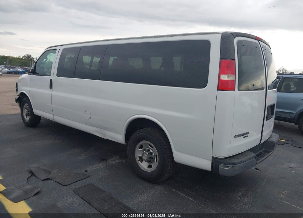 2016 CHEVROLET EXPRESS 3500 LT VIN: 1GAZGPFG6G1239033