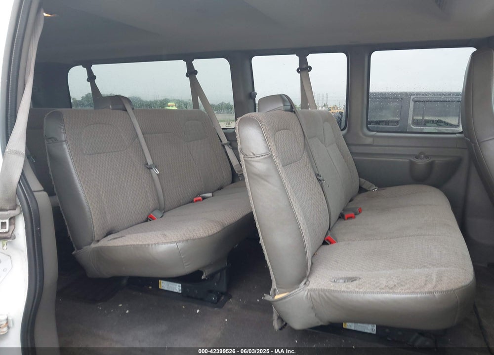 2016 CHEVROLET EXPRESS 3500 LT VIN: 1GAZGPFG6G1239033