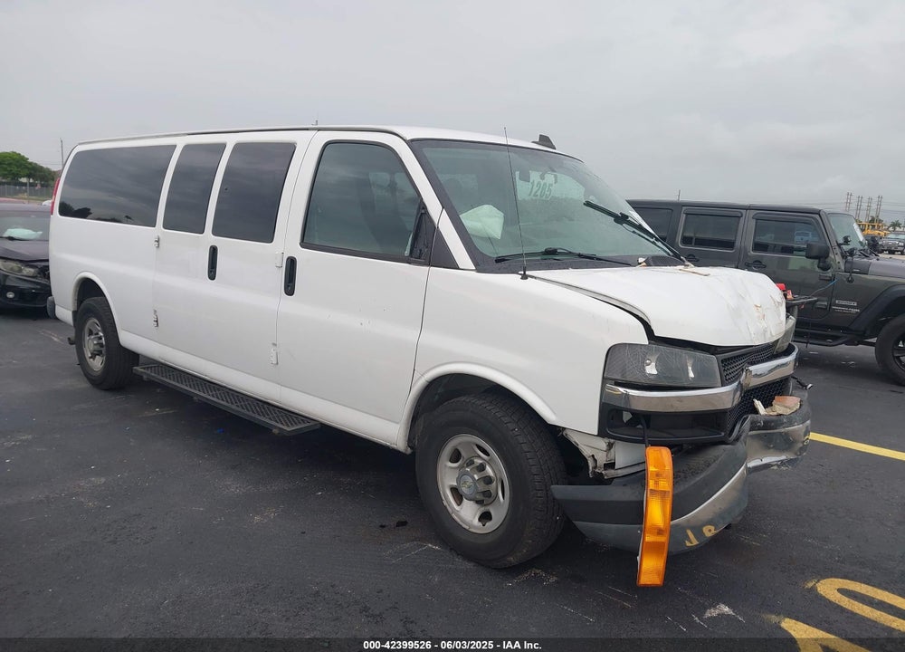 2016 CHEVROLET EXPRESS 3500 LT VIN: 1GAZGPFG6G1239033