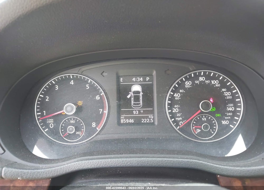 2013 VOLKSWAGEN PASSAT VIN: 1VWCM7A35DC062742