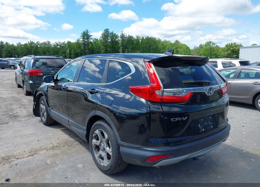 2018 HONDA CR-V VIN: 2HKRW2H81JH672200