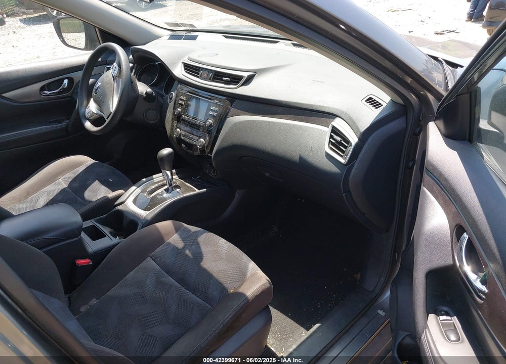 2015 NISSAN ROGUE VIN: KNMAT2MV3FP519203