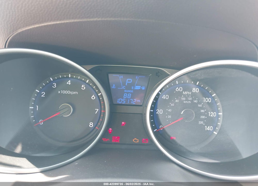2011 HYUNDAI TUCSON LIMITED VIN: KM8JU3AC9BU256356