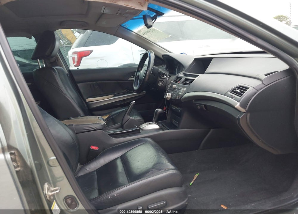 2009 HONDA ACCORD VIN: 1HGCP36899A016701