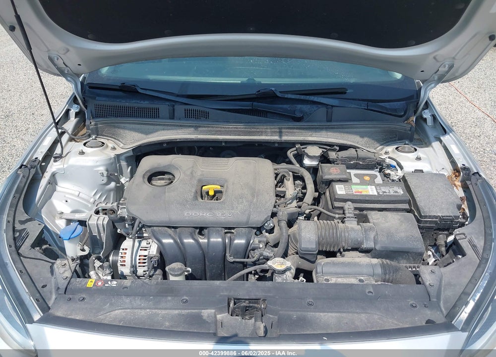 2019 KIA FORTE LXS VIN: 3KPF24AD4KE060161