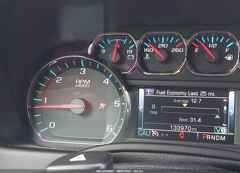 2016 CHEVROLET SUBURBAN LT VIN: 1GNSCHKCXGR111027