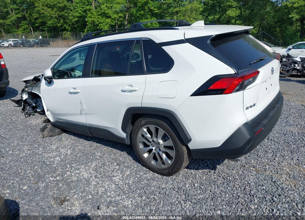 2020 TOYOTA RAV4 VIN: 2T3A1RFV8LW119570