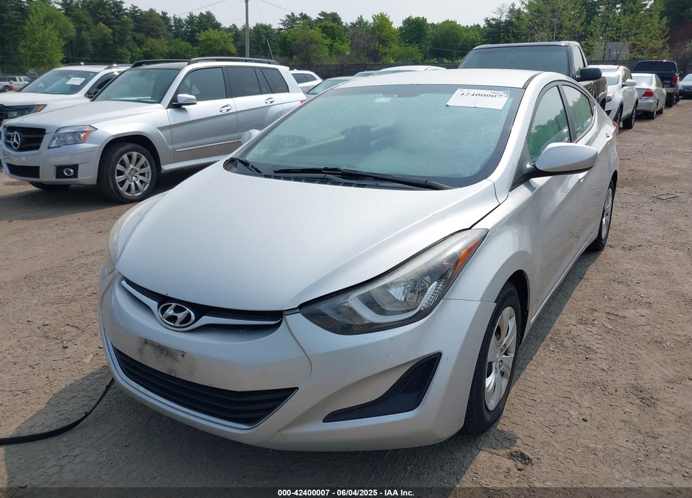 2016 HYUNDAI ELANTRA VIN: 5NPDH4AE0GH685707