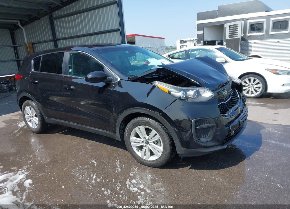 2018 KIA SPORTAGE LX VIN: KNDPM3AC6J7395257