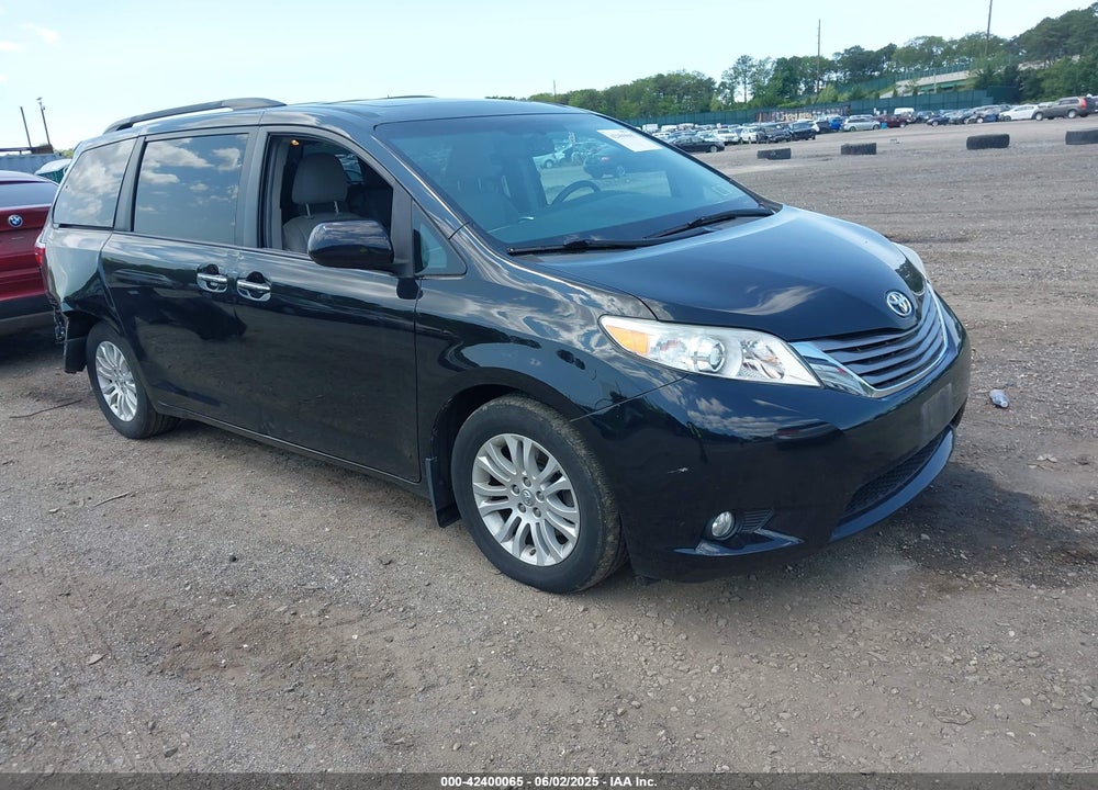 2017 TOYOTA SIENNA VIN: 5TDYZ3DC2HS766478