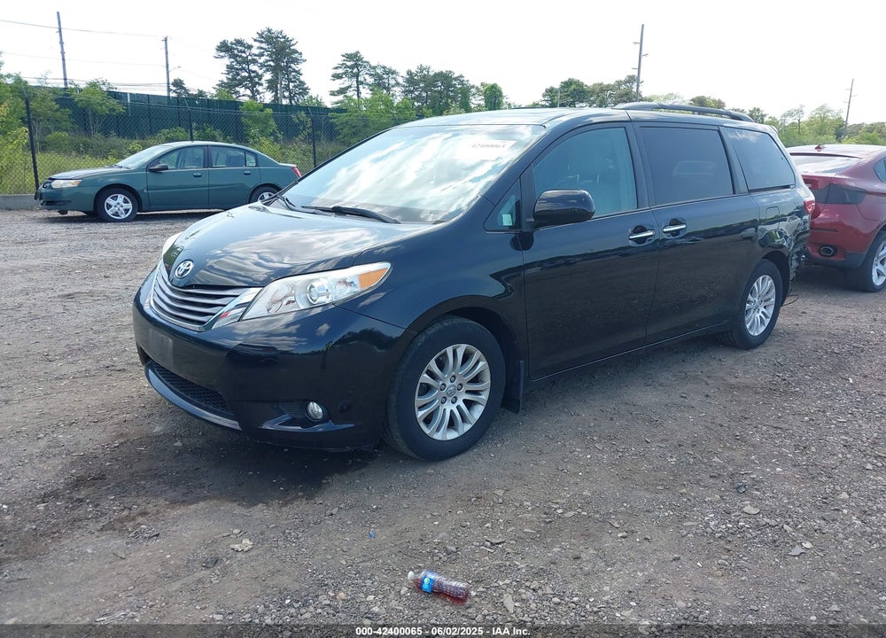 2017 TOYOTA SIENNA VIN: 5TDYZ3DC2HS766478