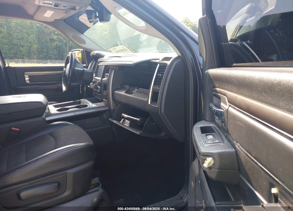 2017 RAM 1500 VIN: 1C6RR7MT6HS534993
