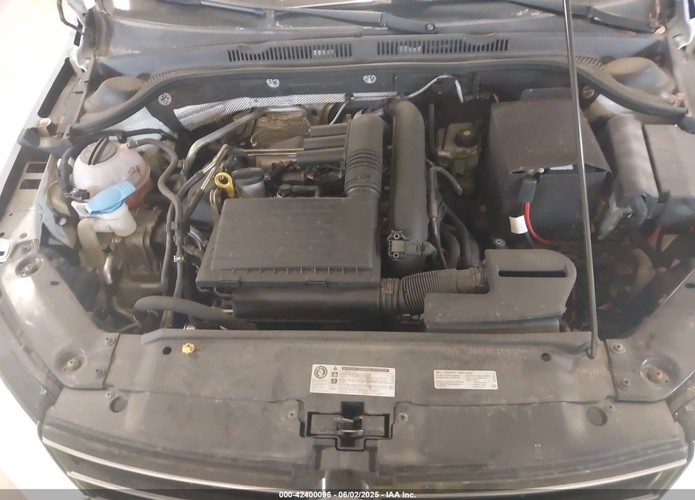 2017 VOLKSWAGEN JETTA VIN: 3VWDB7AJ5HM257527
