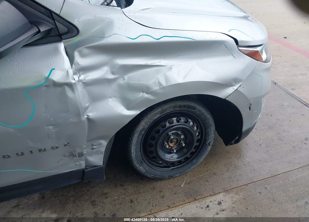 2019 CHEVROLET EQUINOX VIN: 2GNAXHEVXK6136558