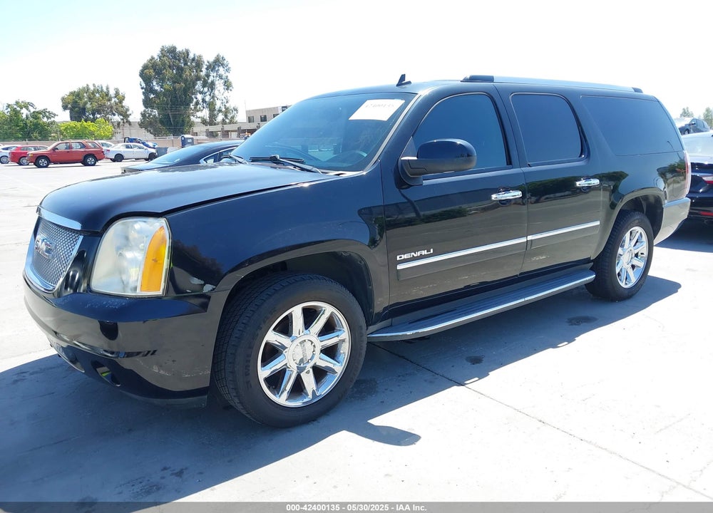 2011 GMC YUKON XL 1500 VIN: 1GKS1MEF9BR175909
